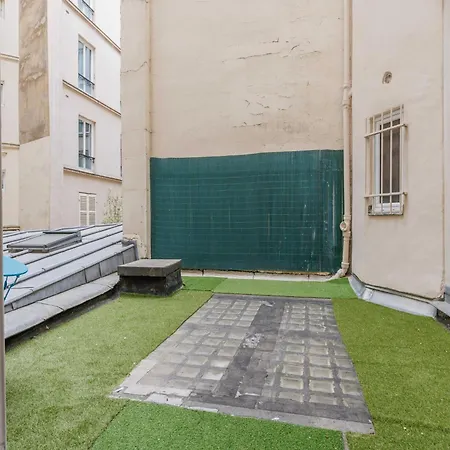 Near Republique - Mobility Lease * Parigi