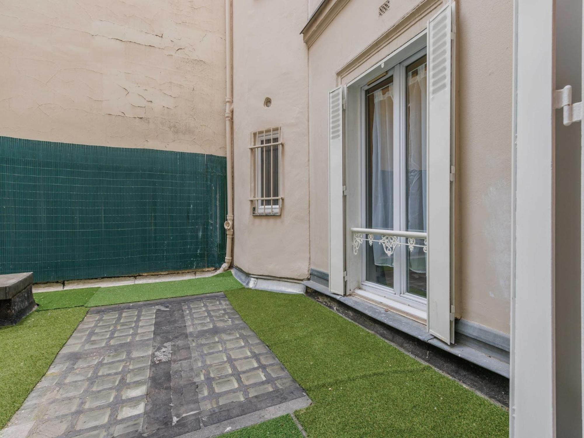 Near Republique - Mobility Lease *